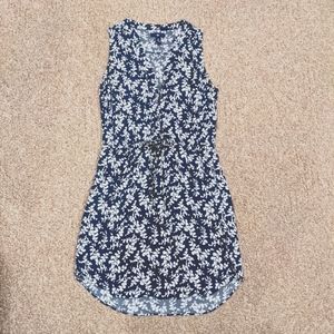 Gap XS Sleeveless Navy Blue and White Floral Print Dress